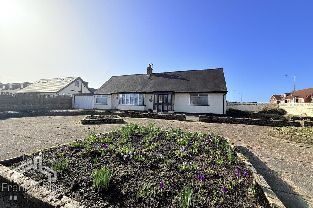 View property at Clifton Drive North, Lytham St. Annes, Lancashire