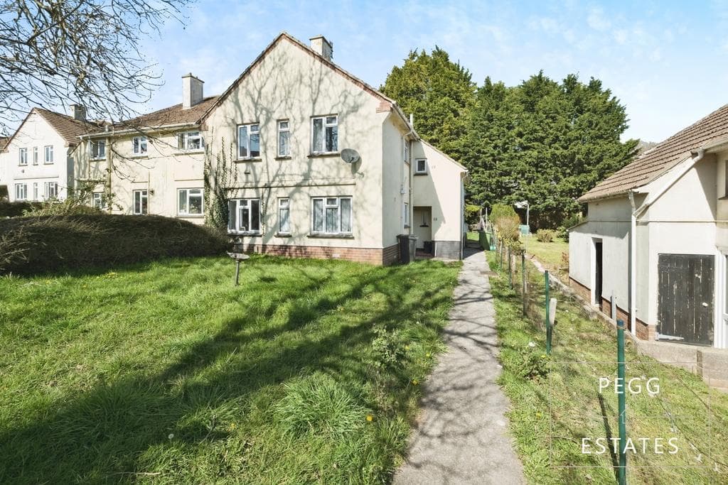 View property at Paignton TQ3
