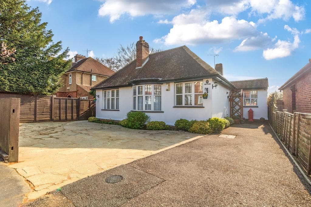 Pinkneys Road, Maidenhead, SL6 - Image 1