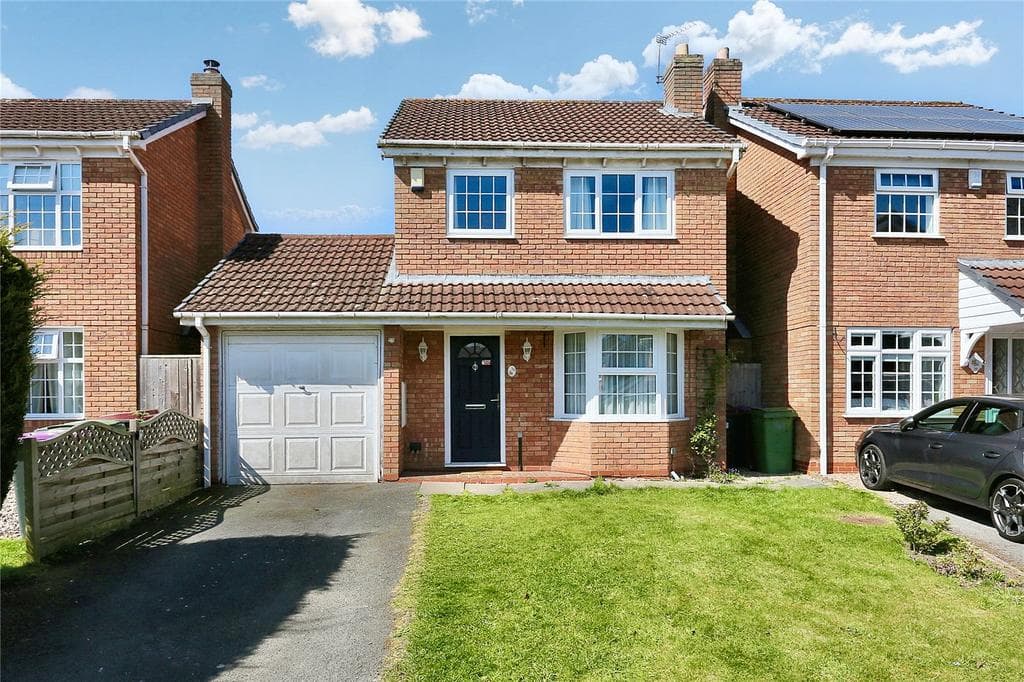 View property at Hermitage Way, Madeley, Telford, Shropshire, TF7