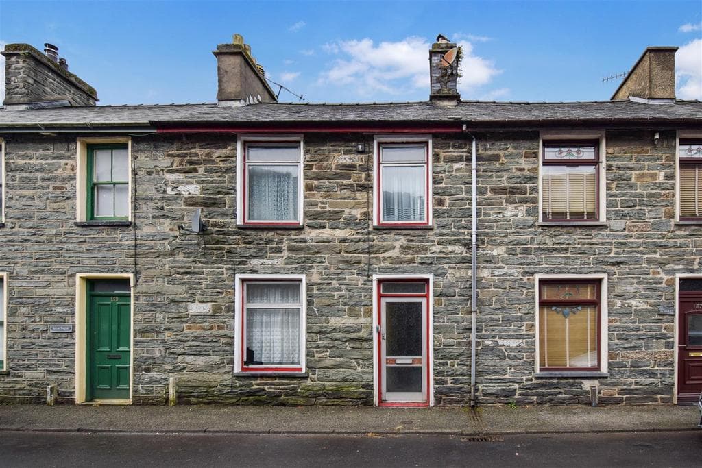 View property at Manod Road, Manod, Blaenau Ffestiniog