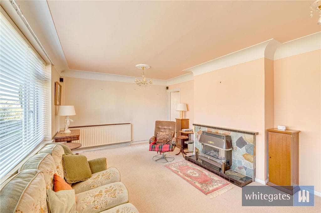 Hunts Cross Avenue, Liverpool, Merseyside, L25 - Image 5
