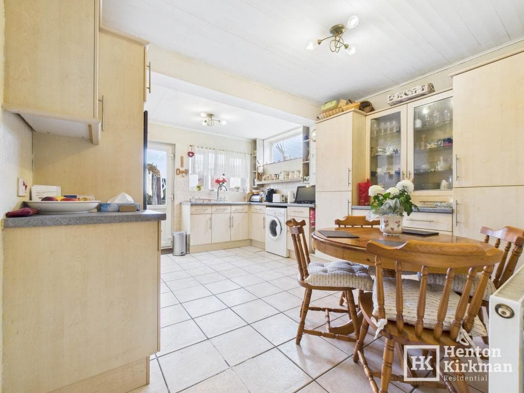 Rochford Road, Southend On Sea - Image 5