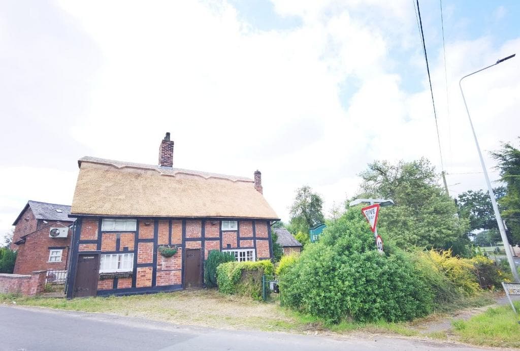 Warrington Road, Little Leigh, Northwich, CW8 - Image 1