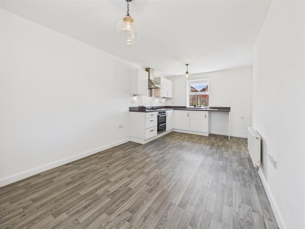 Mulberry Avenue, Beverley - Image 3