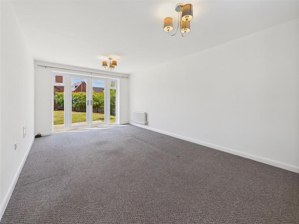 Mulberry Avenue, Beverley - Image 4