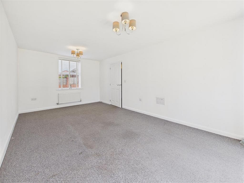 Mulberry Avenue, Beverley - Image 5