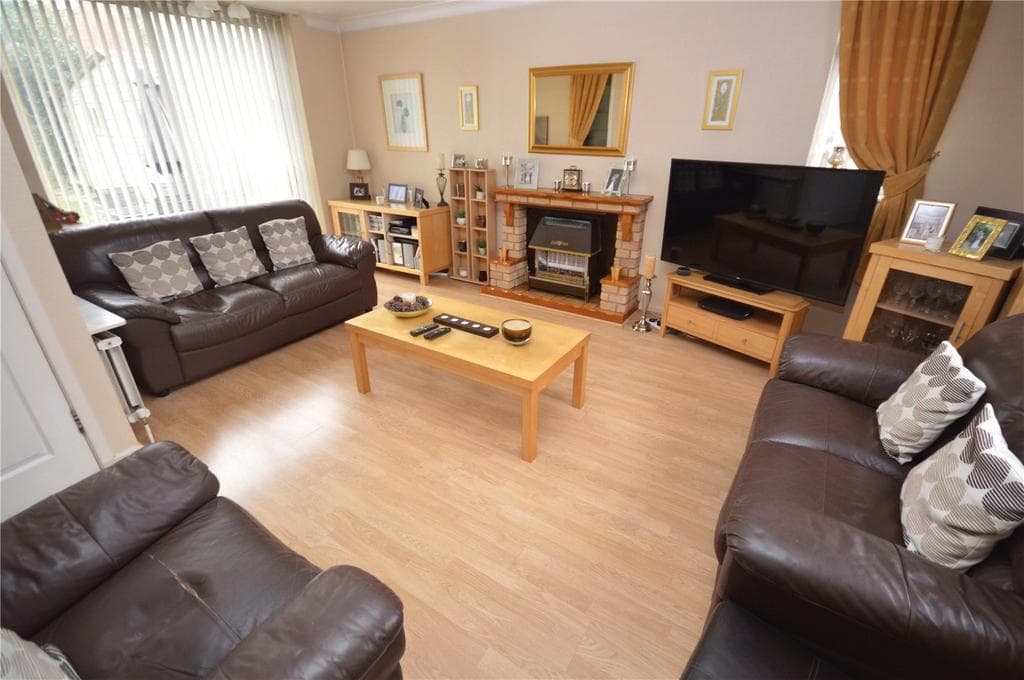 Meyrick Avenue, Luton, Bedfordshire, LU1 - Image 3