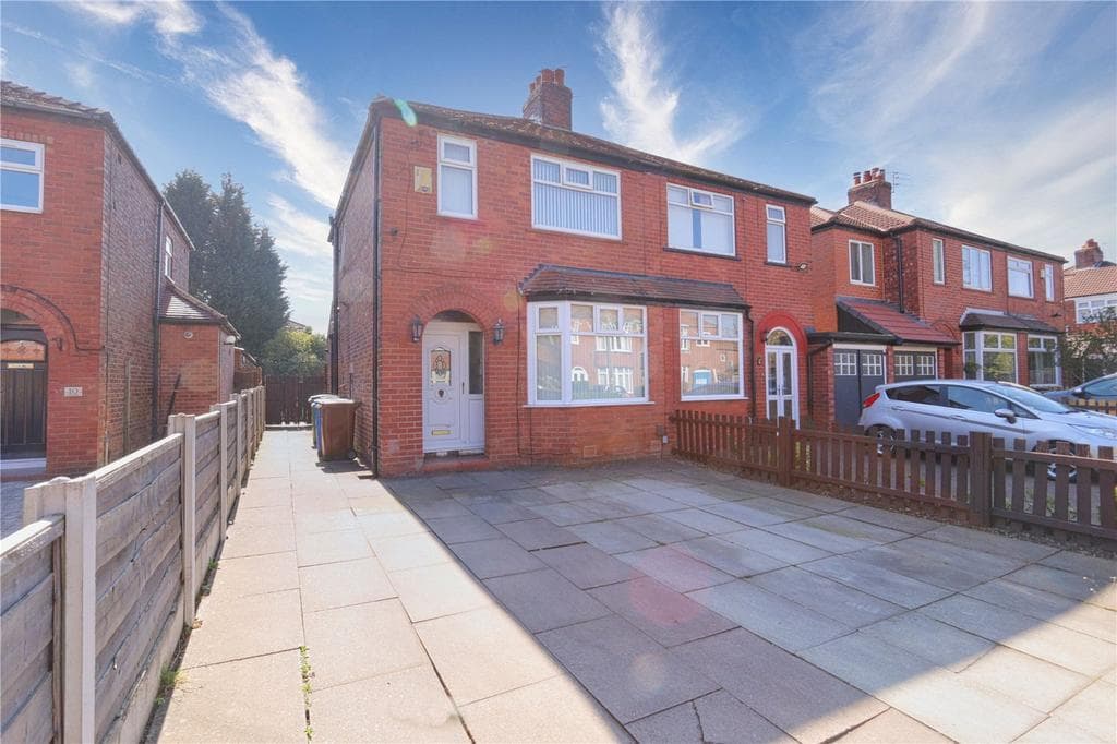 Bowness Avenue, Greater Manchester SK4 - Image 1