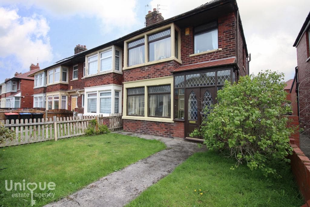 Whinfield Avenue,  Fleetwood, FY7 - Image 1