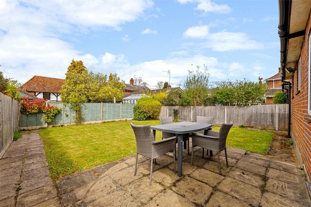 Bell Meadow, Godstone, Surrey, RH9 - Image 2