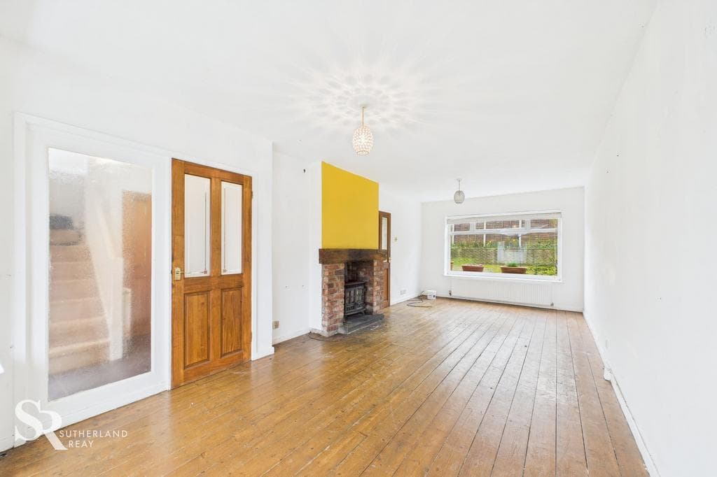 Ashfield Road, Chapel-En-Le-Frith, SK23 - Image 2