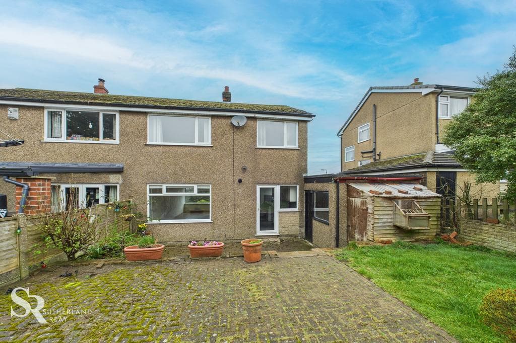 Ashfield Road, Chapel-En-Le-Frith, SK23 - Image 4