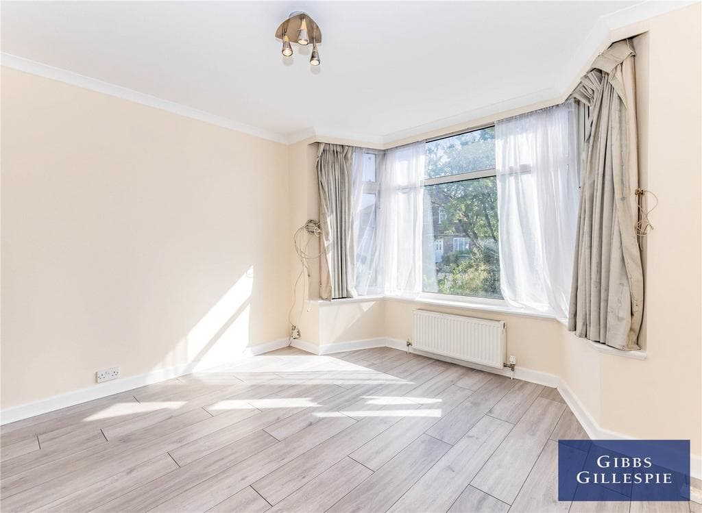 Ladycroft Walk, Stanmore - Image 2