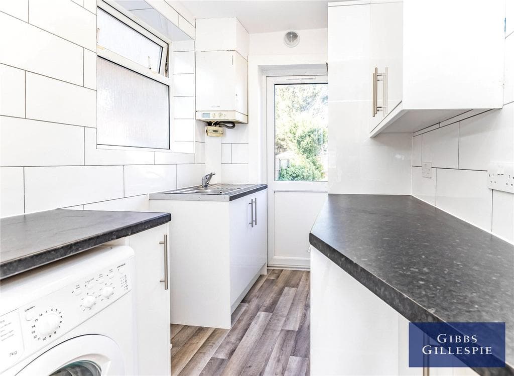 Ladycroft Walk, Stanmore - Image 5