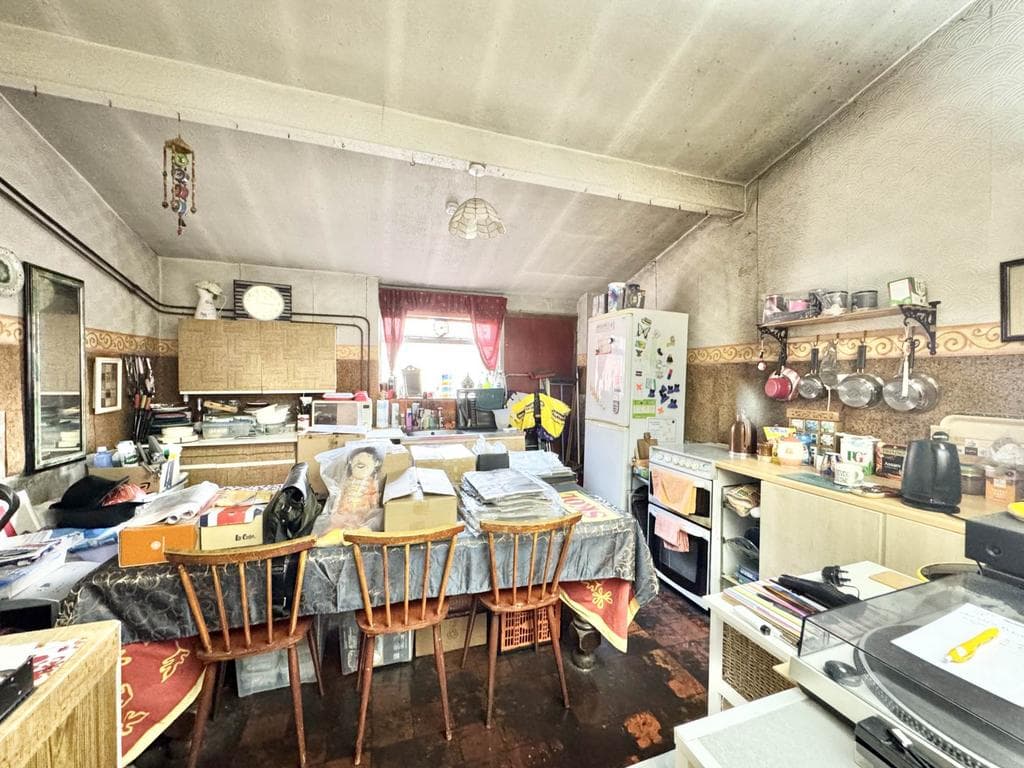 Derbyshire Hill Road, St Helens - Image 3