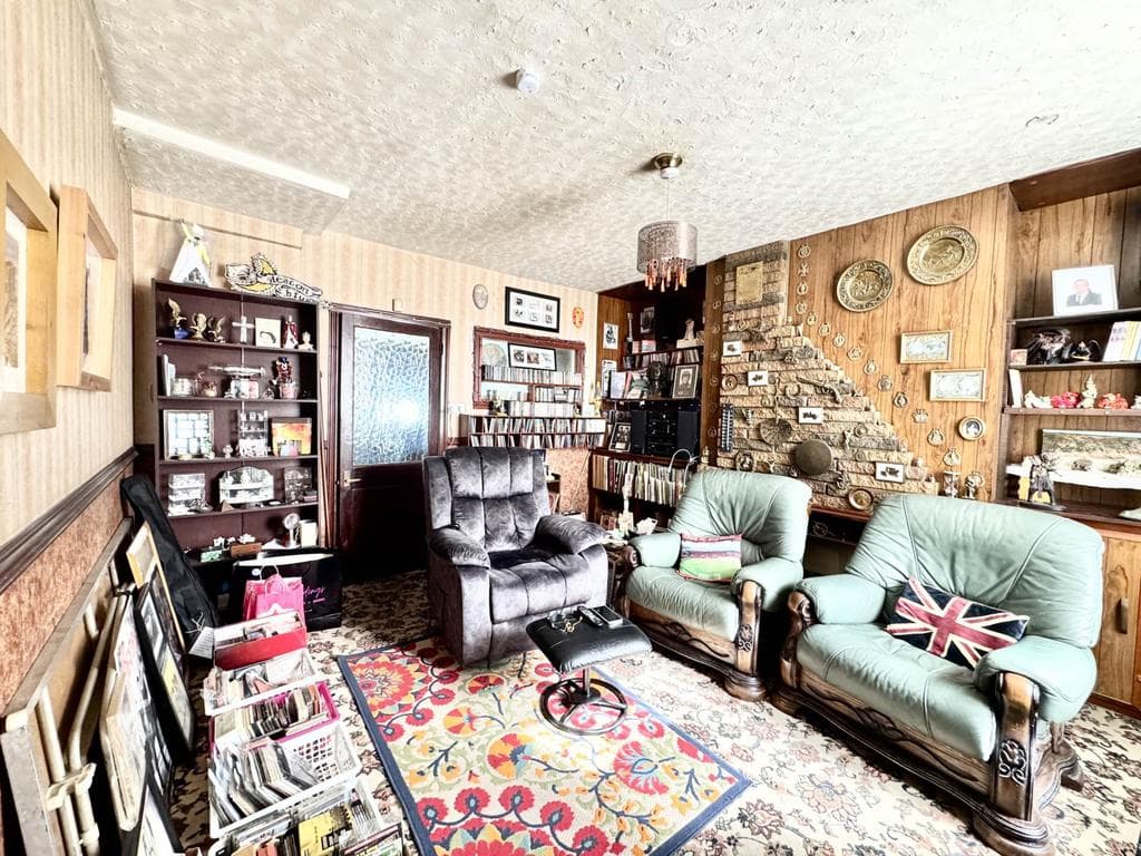 Derbyshire Hill Road, St Helens - Image 5