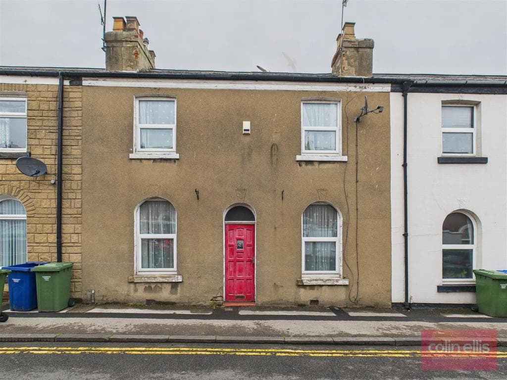 Victoria Street, Scarborough - Image 1