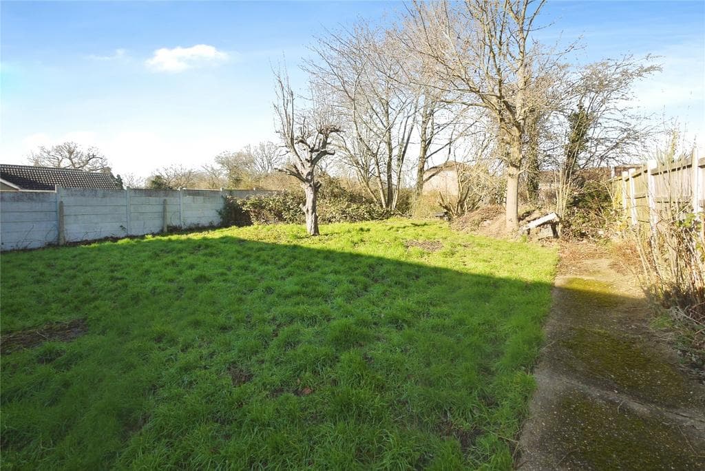 Copperfield Gardens, Brentwood, Essex, CM14 - Image 2