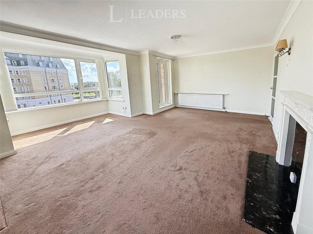 Lingfield Court, Blount Road, Portsmouth - Image 2