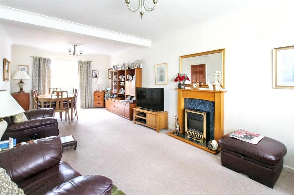 LODGE ROAD, FETCHAM, KT22 - Image 3