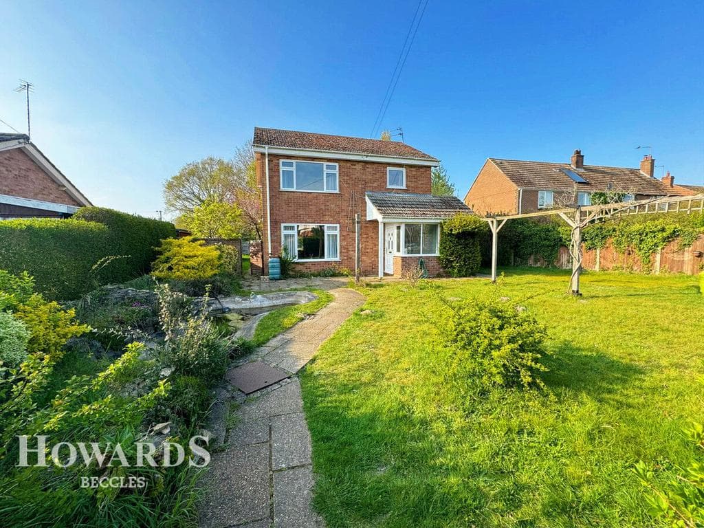 Mill Road, Mutford - Image 1