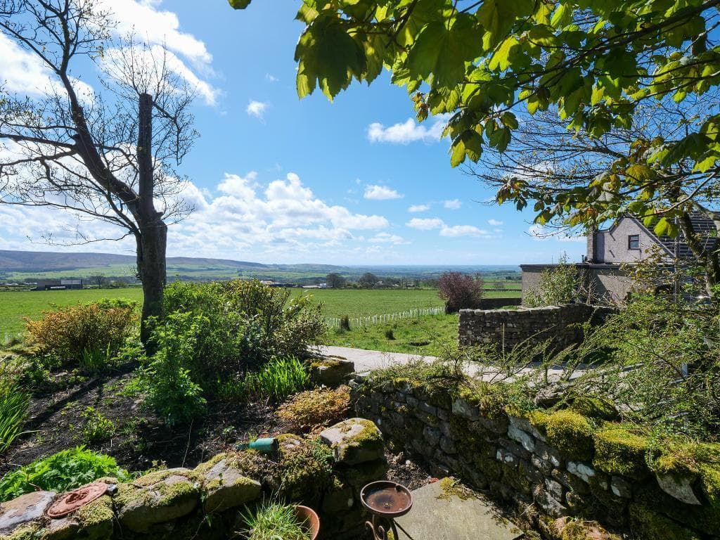 Quernmore, Lancaster, LA2 0QS - Image 3