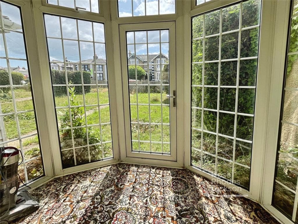 Arundel Road, Ryde, Isle of Wight - Image 4