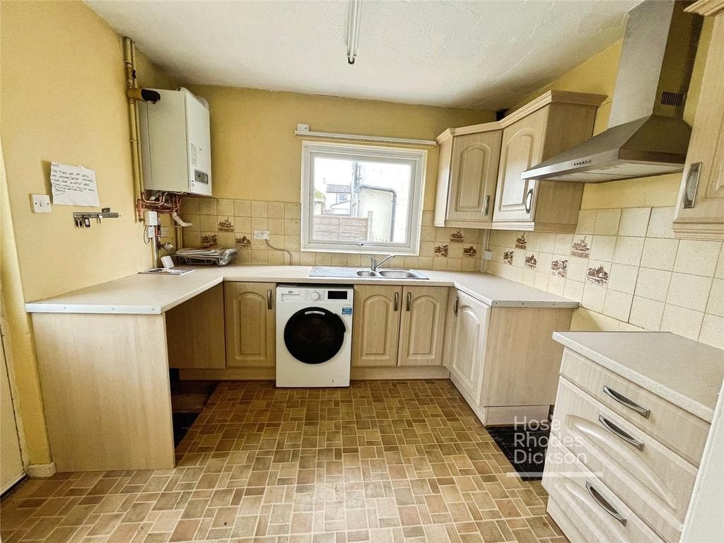 Arundel Road, Ryde, Isle of Wight - Image 5