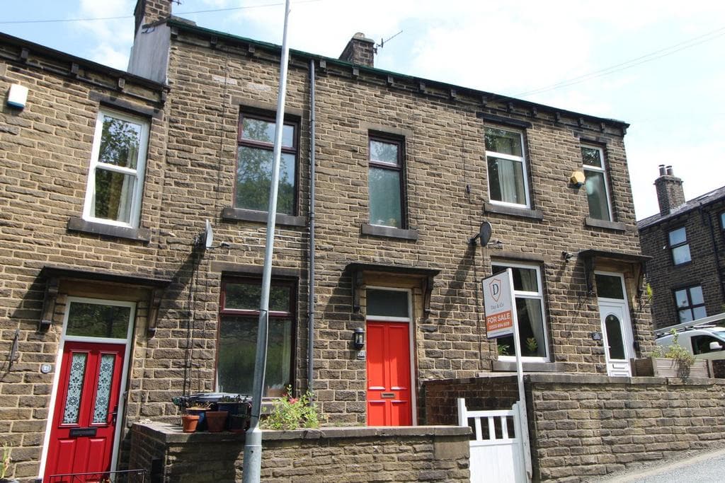 Denholme Road, Oxenhope, Keighley, BD22 - Image 1