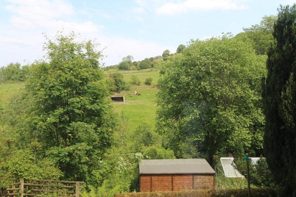 Denholme Road, Oxenhope, Keighley, BD22 - Image 2