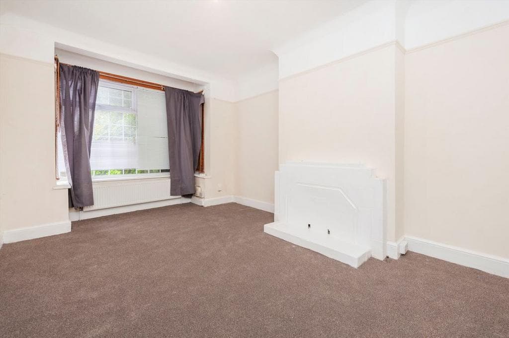 Longmead Road, London SW17 - Image 2