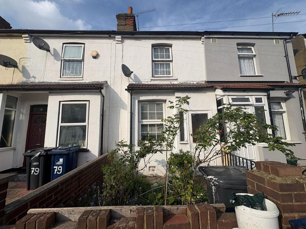 Clarence Street, Southall - Image 1