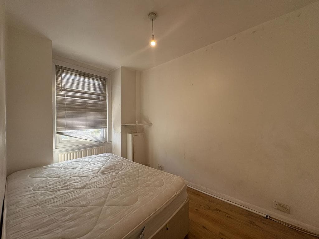 Clarence Street, Southall - Image 5