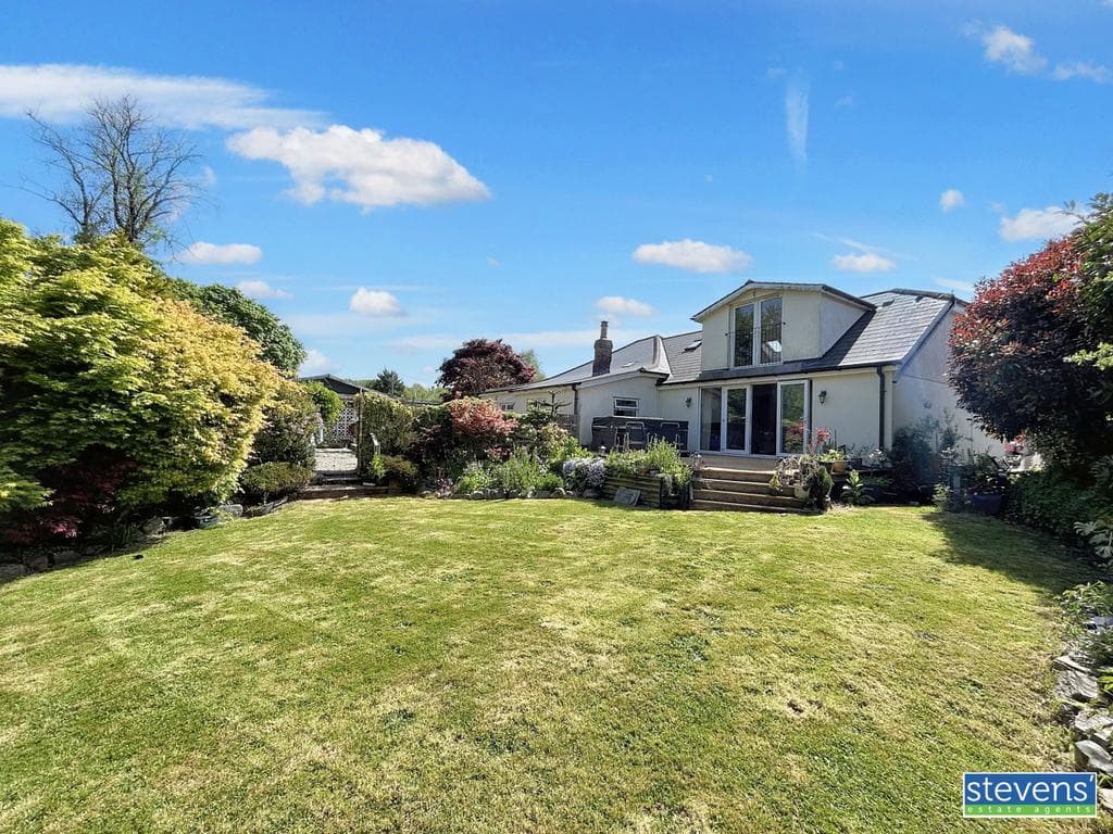 View property at North Road Industrial Estate, Okehampton, Devon, EX20