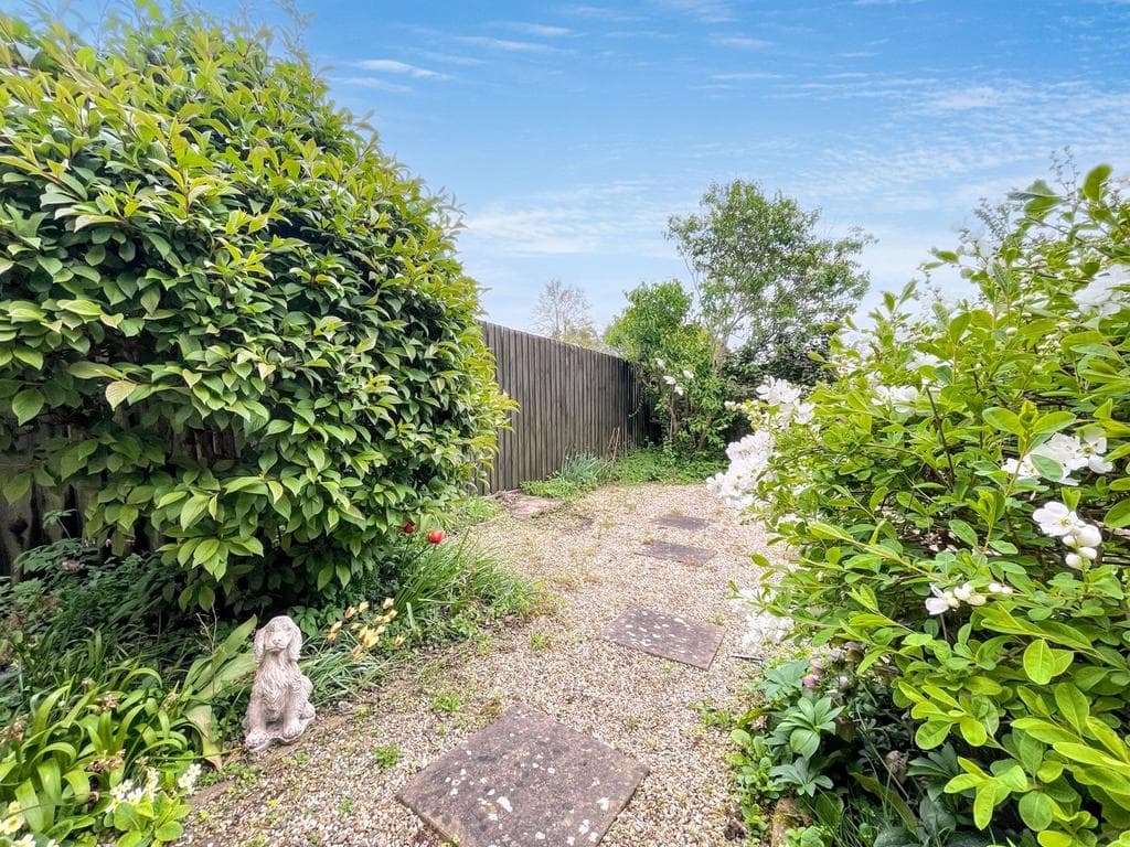 Eastward Place, Stowmarket, IP14 - Image 5