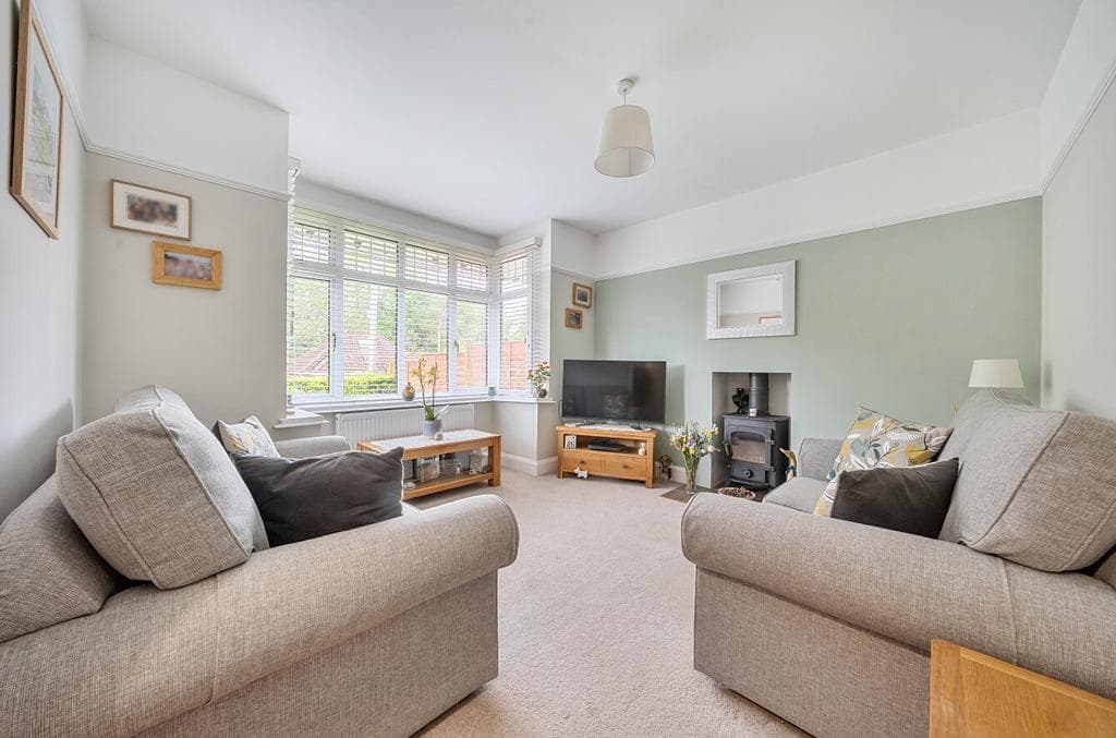 Upton Crescent, Southampton SO16 - Image 2