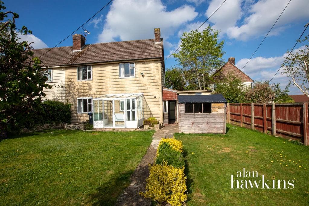The Rosary, Royal Wootton Bassett - Image 3