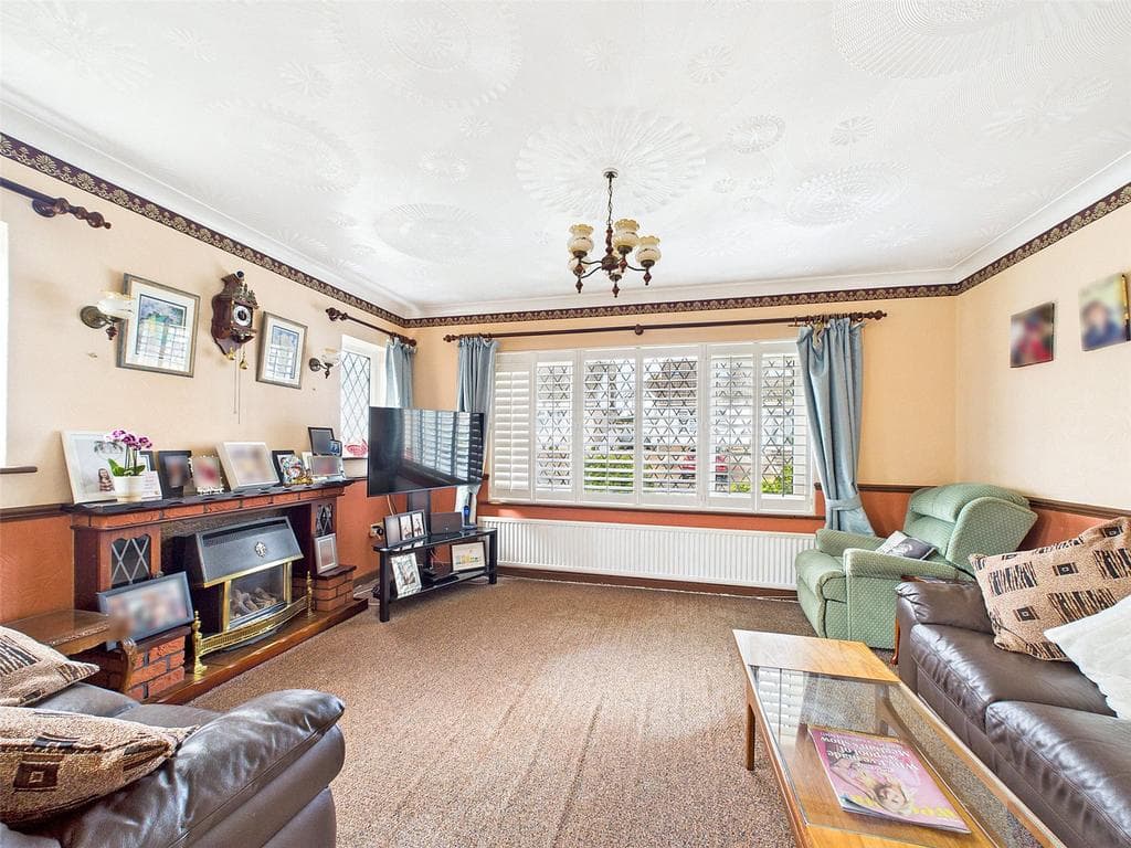 Malcomb Close, Bournemouth, Dorset, BH6 - Image 4