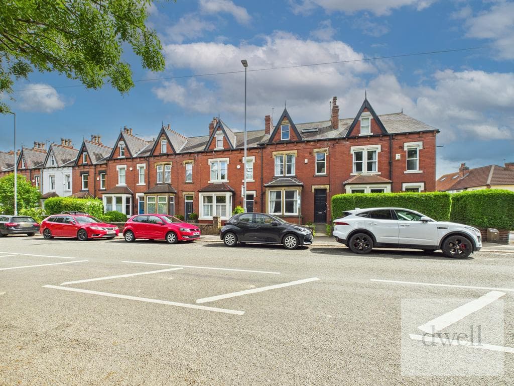 Potternewton Lane, Chapel Allerton, Leeds, LS7 - Image 1