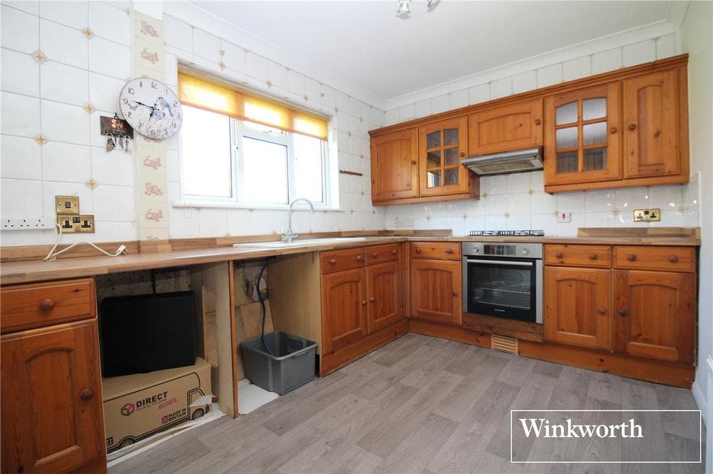 Knebworth Path, Borehamwood, Hertfordshire, WD6 - Image 5