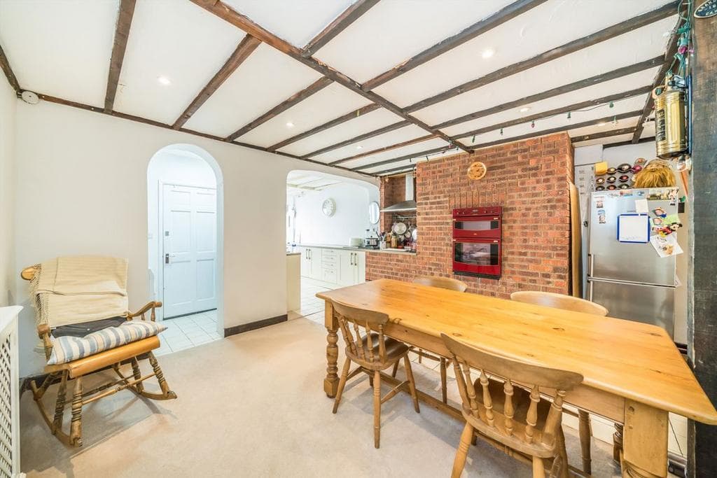 Alston Road, London SW17 - Image 2