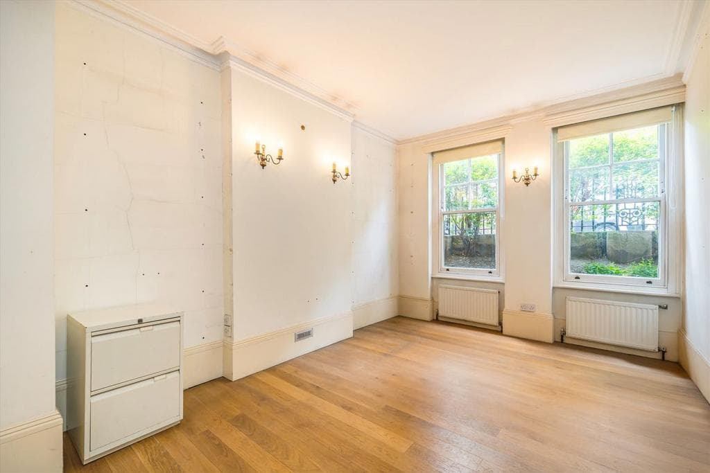Beaumont Crescent, London W14 - Image 2
