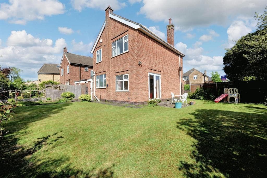 Wyndham Close, Oadby, Leicester - Image 1