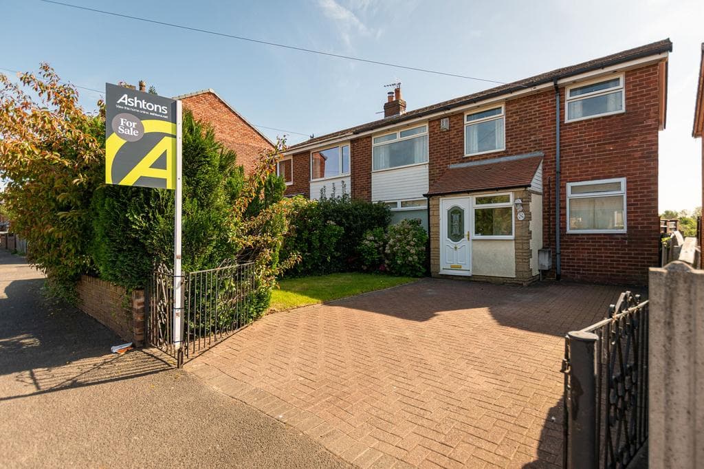 Westleigh Lane, Leigh WN7 - Image 1