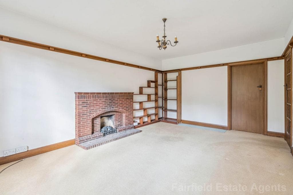 Oaklands Avenue, Oxhey Hall - Image 5