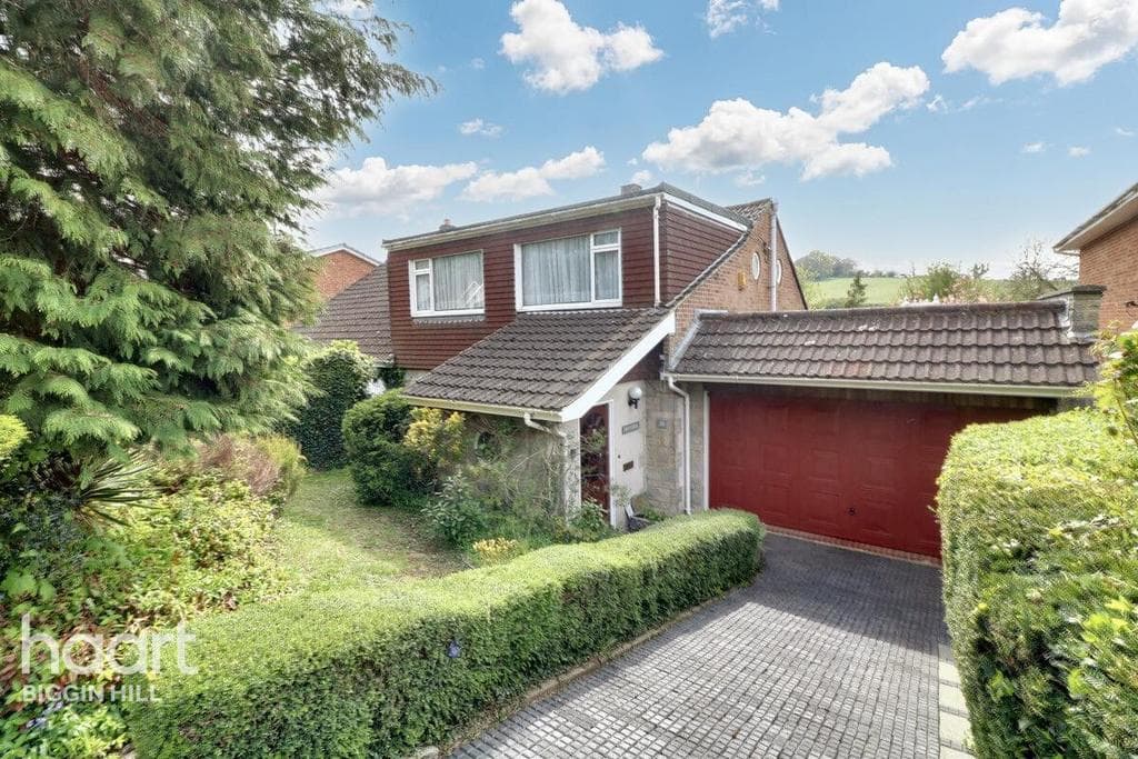 Victoria Gardens, Biggin Hill - Image 1