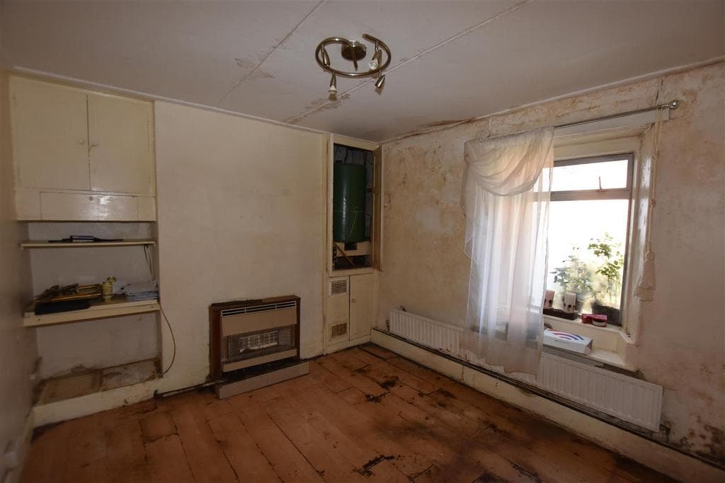 Fore Street, Beacon - Image 5