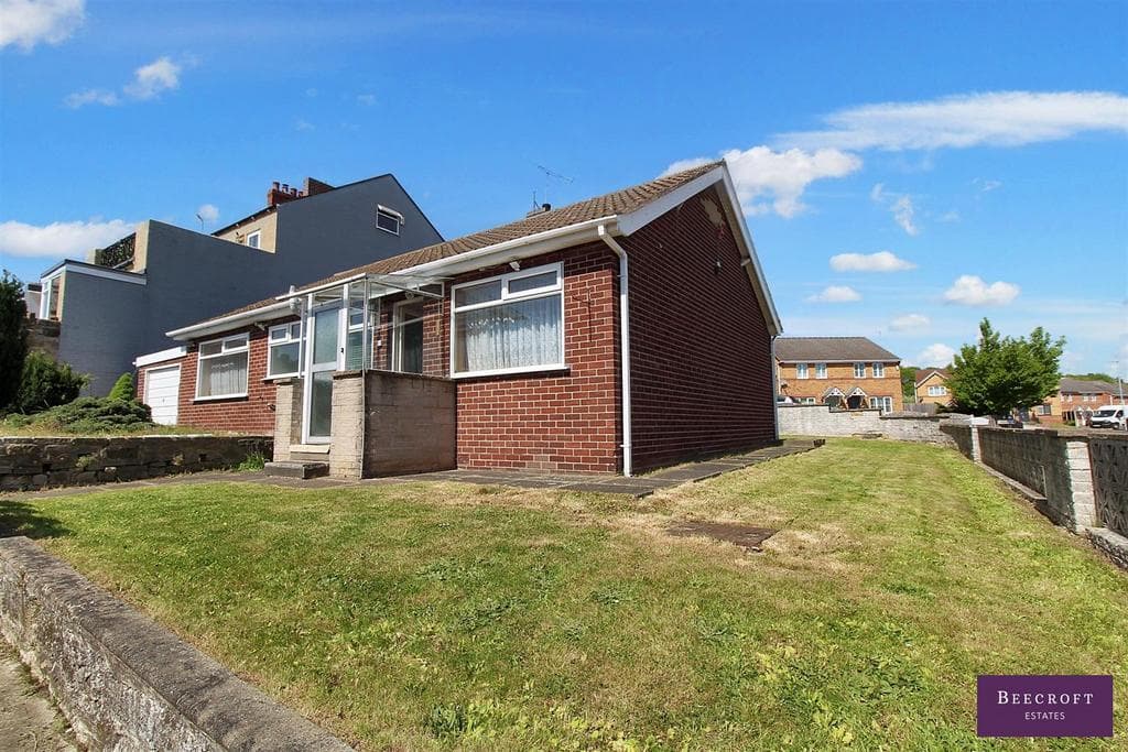 View property at Cemetery Road, Hemingfield, Barnsley