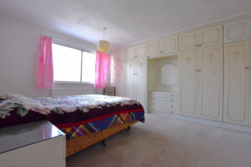 Park Way, Ruislip - Image 5